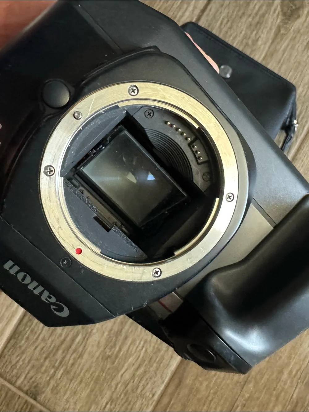 Canon EOS 650 Black 35mm Film SLR Camera Body